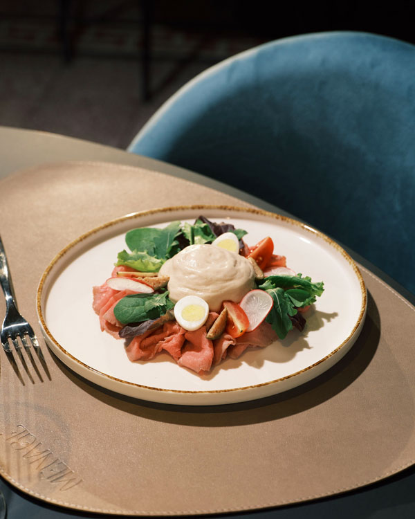 menage-restaurant-menu-vitello-tonnato-cbt-©la-cook Ménage Catania Restaurant Menu Vitello Tonnato CBT © La Cook Agency
